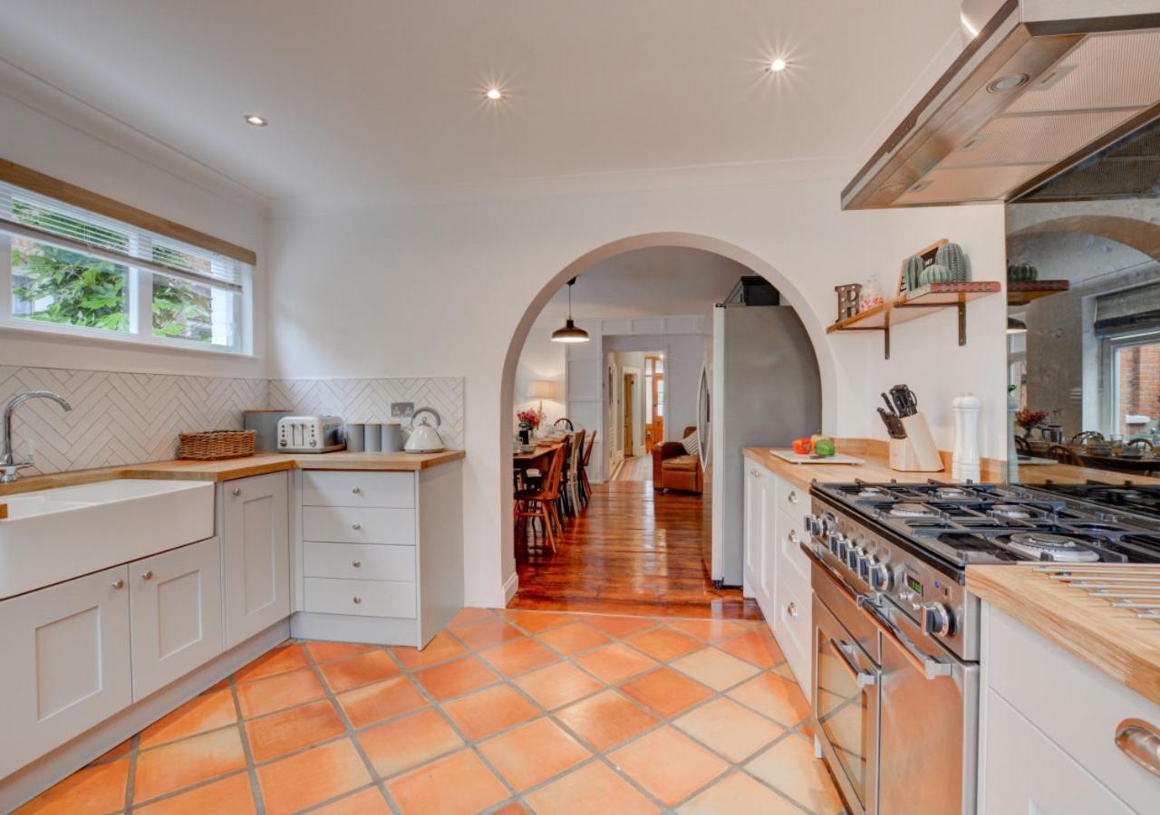 Stones Throw Villa Cromer Exterior photo