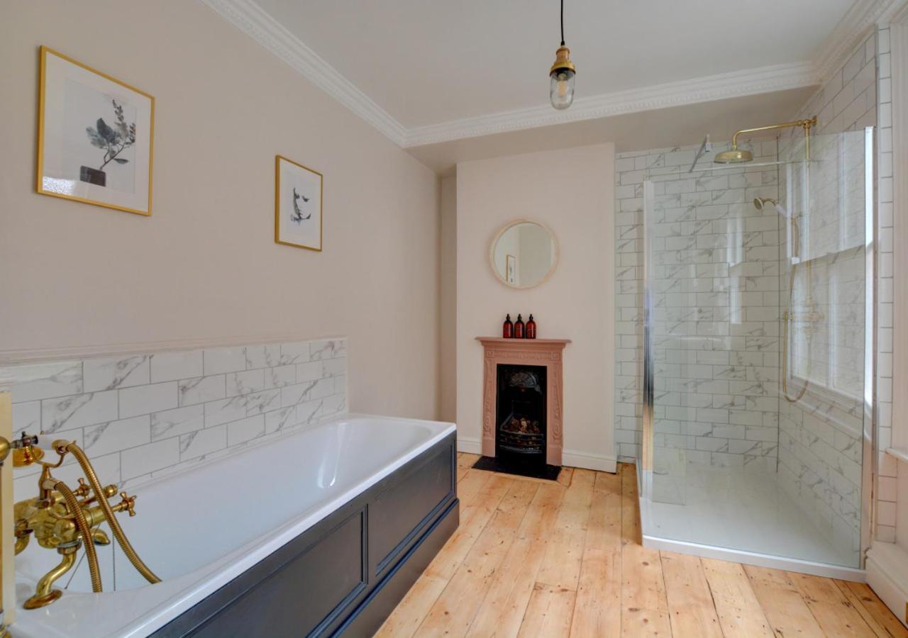 Stones Throw Villa Cromer Exterior photo